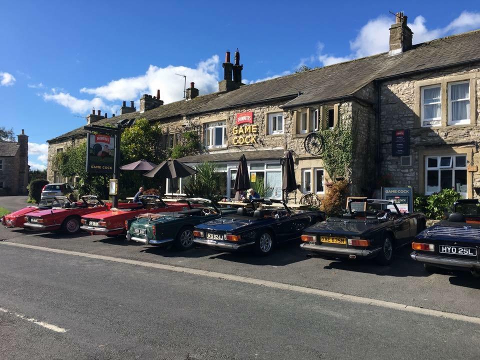 The Game Cock Inn Austwick Exteriör bild