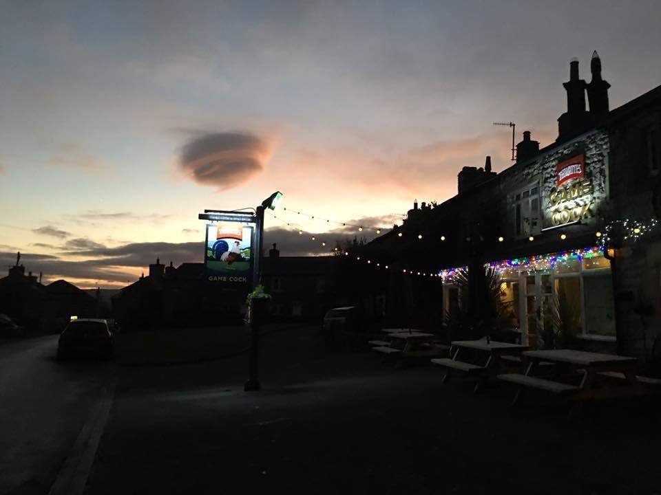 The Game Cock Inn Austwick Exteriör bild